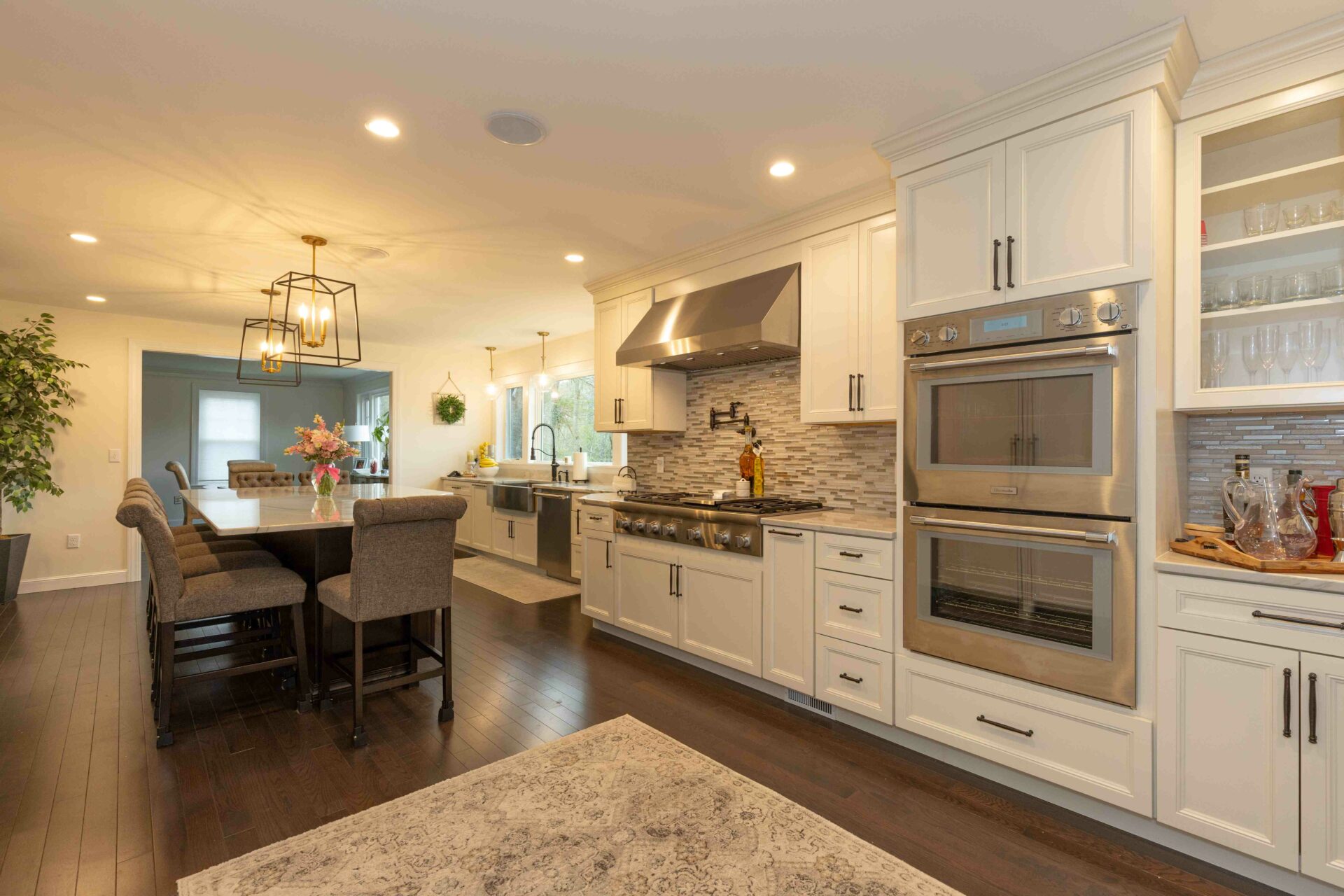 Professional Insights on Hiring a Kitchen Remodeling Contractor