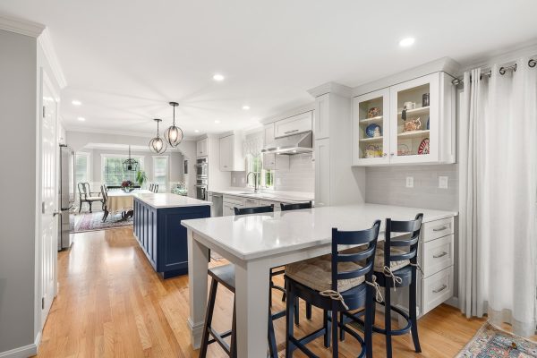 Open-Concept Kitchen – Norman Builders