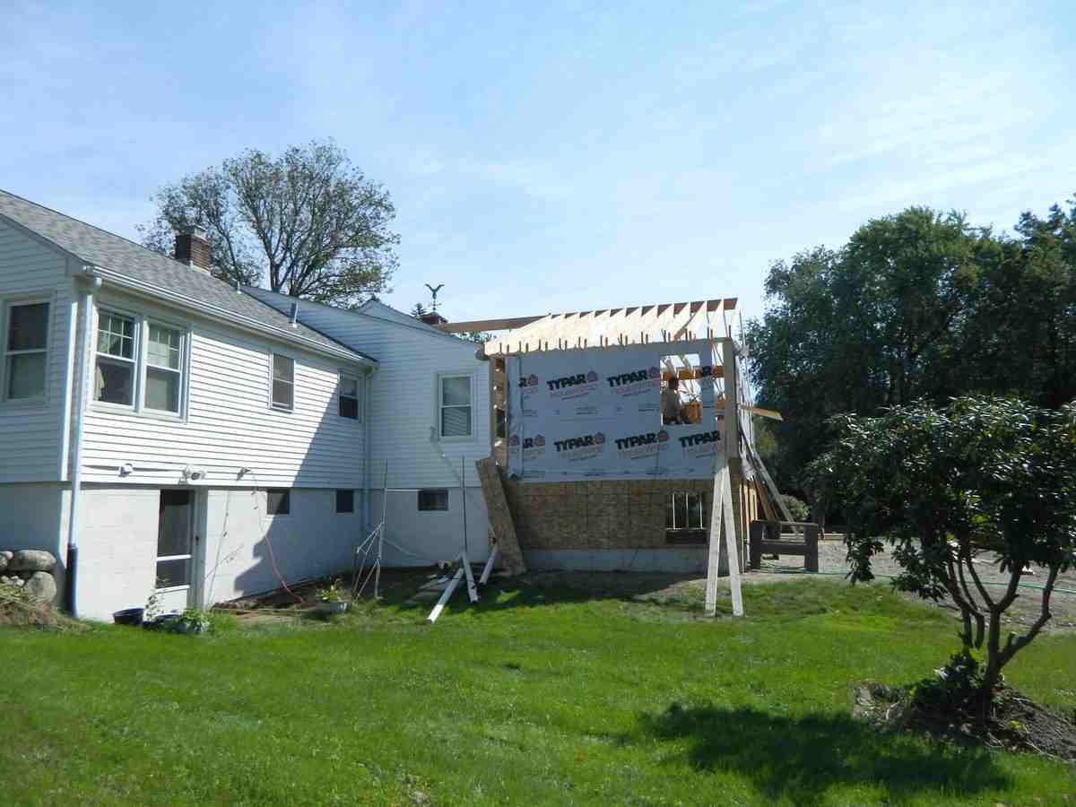 average cost of 300 sq ft addition